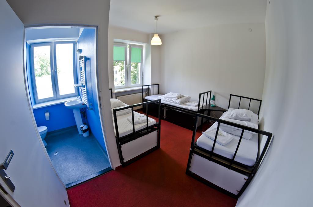 Wilson Hostel Warszawa Zimmer foto