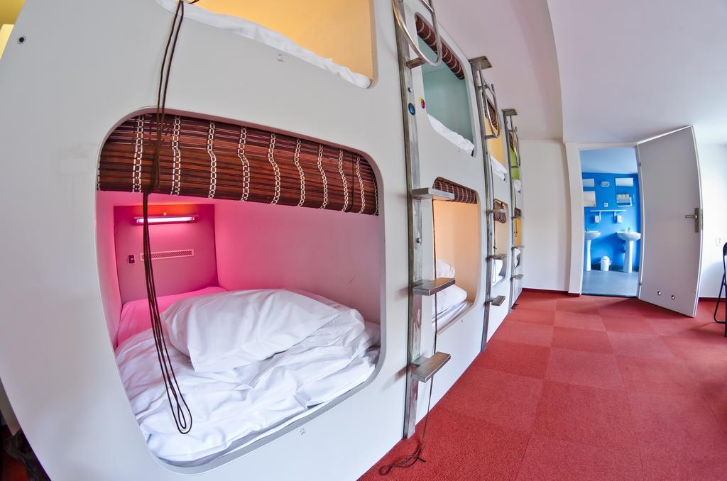 Wilson Hostel Warszawa Zimmer foto