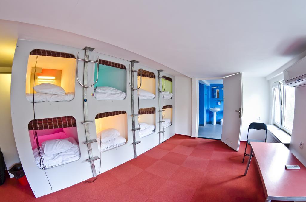Wilson Hostel Warszawa Zimmer foto